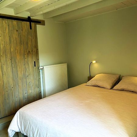 B&B Le Nid D'Hirondelle Houffalize Exteriör bild