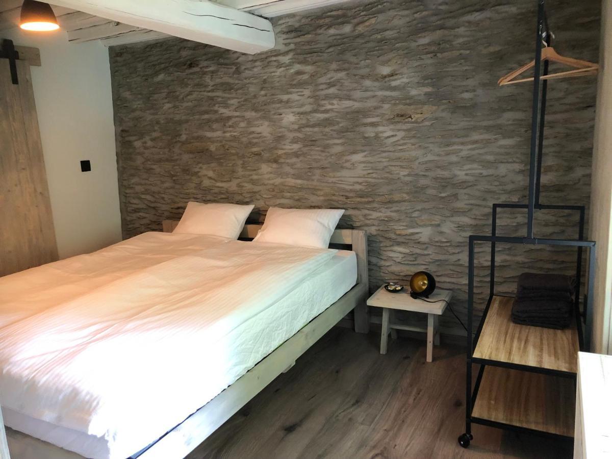 B&B Le Nid D'Hirondelle Houffalize Exteriör bild