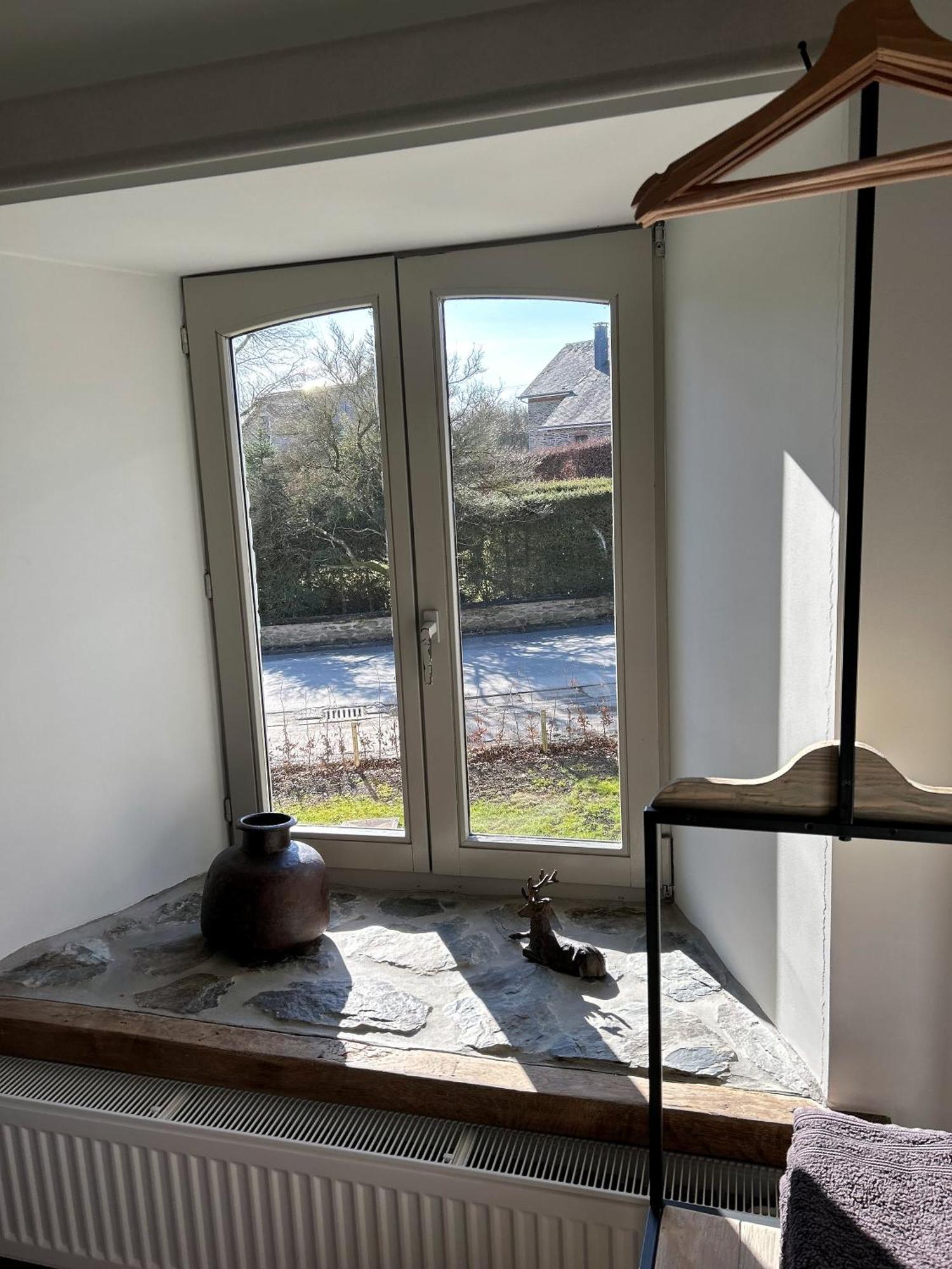 B&B Le Nid D'Hirondelle Houffalize Exteriör bild